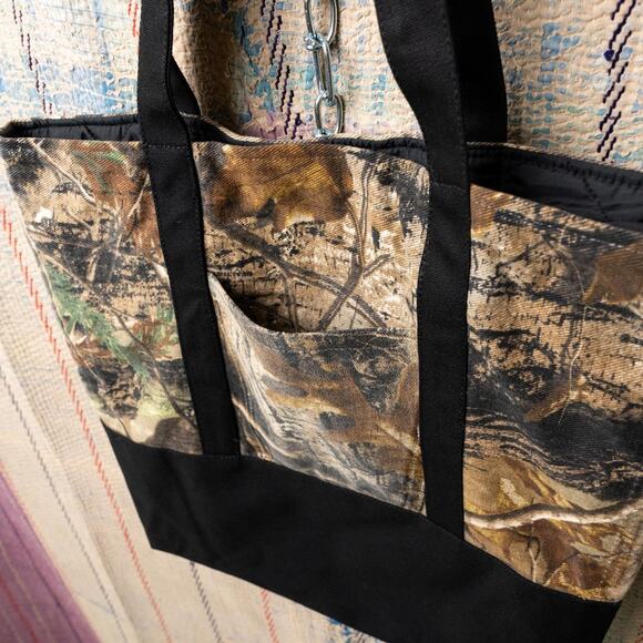 Upcycled handmade carhartt x realtree tote bag - Picture 6 of 7